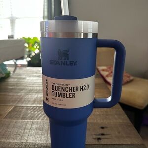 Stanley Flowstate Quencher H2.0 Tumbler in Blue
